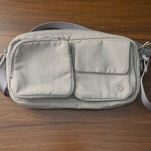 Lululemon Athletica Gray Crossbody Bag with Canvas Texture